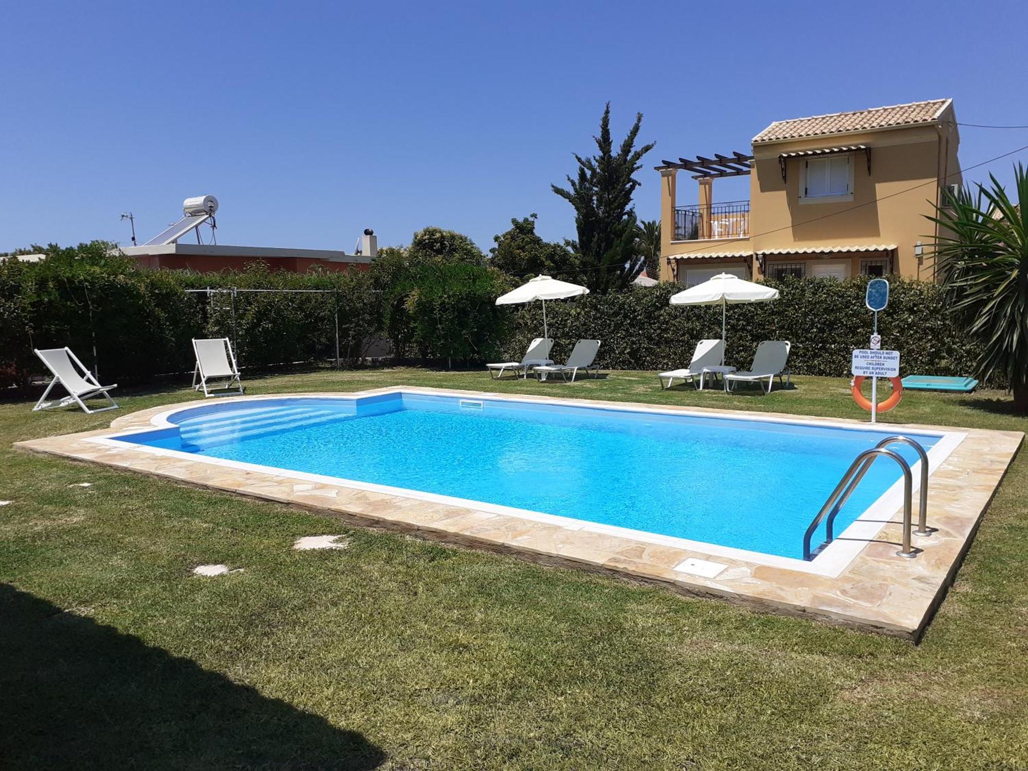 Villa Filia Almiros strand Buitenkant foto