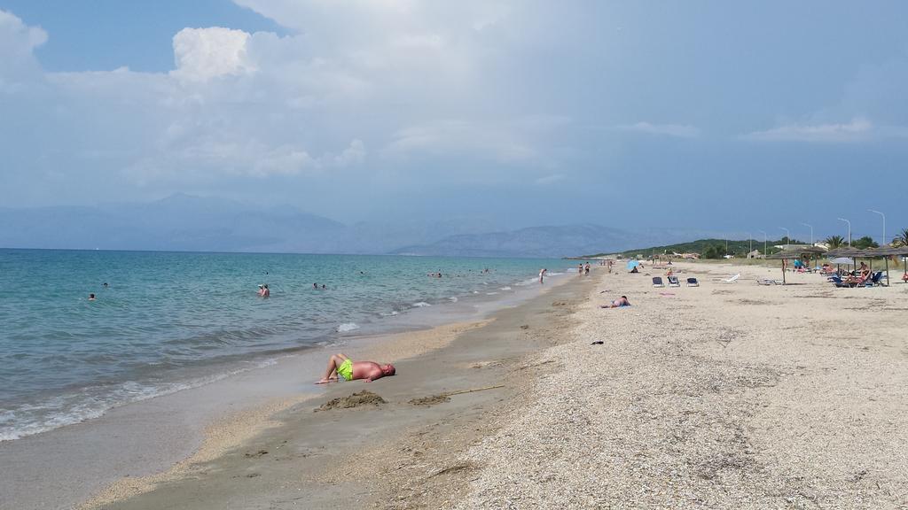 Villa Filia Almiros strand Buitenkant foto