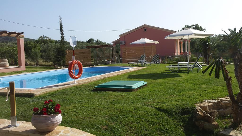 Villa Filia Almiros strand Buitenkant foto